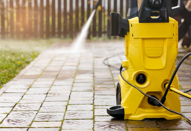 Pre-Holiday Cleaning in Dinuba, CA